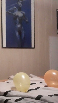 Desnudo Con Globos