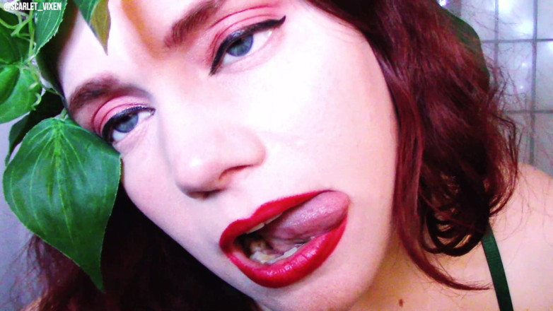 Scarlet Vixen: Lady Ivy's Nieuwe mond