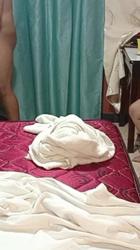 Teman wanita suka menonton saya mengongkek ibu tiri matang saya