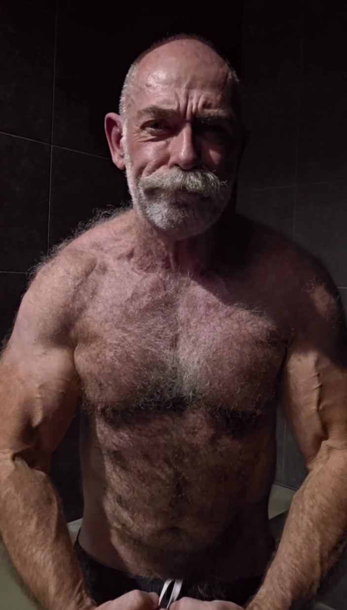 JackvanDean: Flexing Hairy Muscle Bear