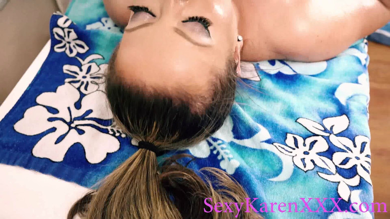 Karen Fisher: Karen fisher si diverte in un giorno di pioggia