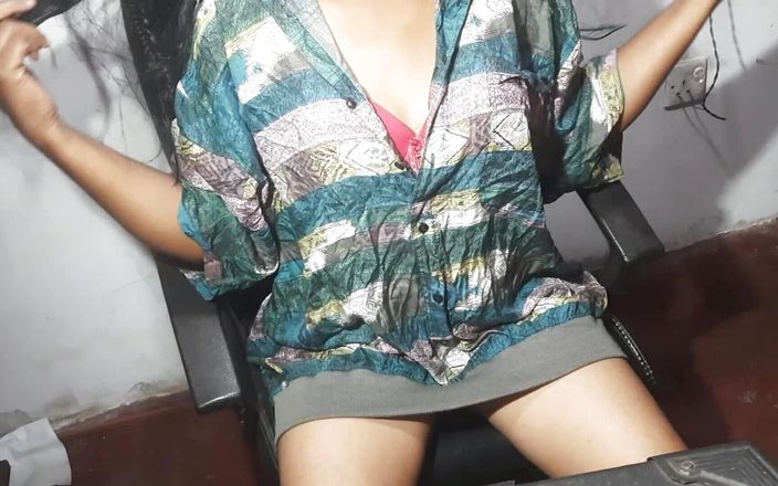 POV Web Series: Assamees Sri Lankaans meisje is hier om haar naakte lichaamsbogen...
