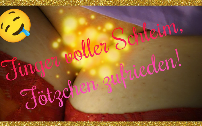 GoldBBW89: Fingering memek penuh lendir sampai muncrat!