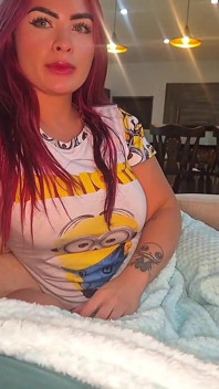 I Tease My Cuckolded Stepsister While Riding Her Boyfriend's Cock Without a Condom