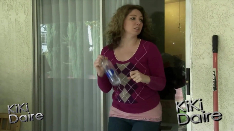 Kiki Daire MILFLand: Gotta Pee