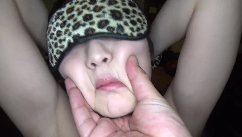 Strix: Moje přítelkyně, která mě vyhodila, svazování