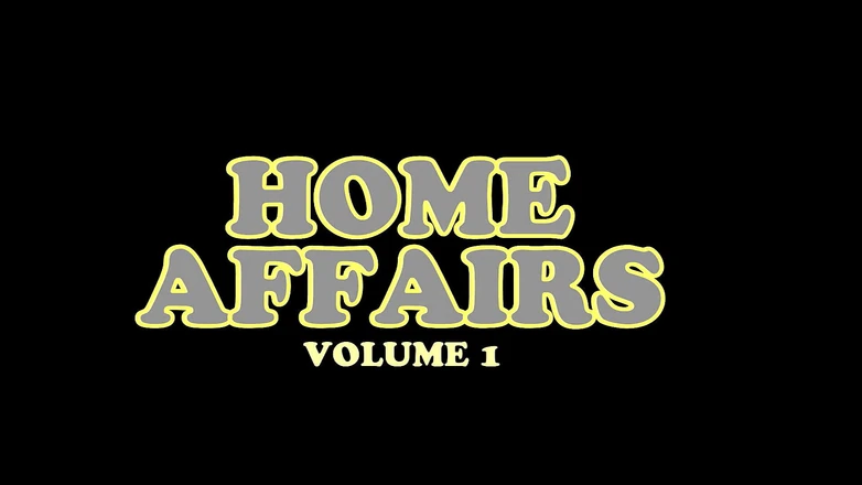 Nasty Beaver Club: Горячая пара обучает молодую блондинку сексу