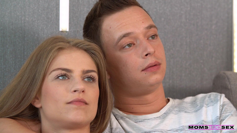 Moms teach sex: Sharing My New Boyfriend with My Stepmom - S16:e6