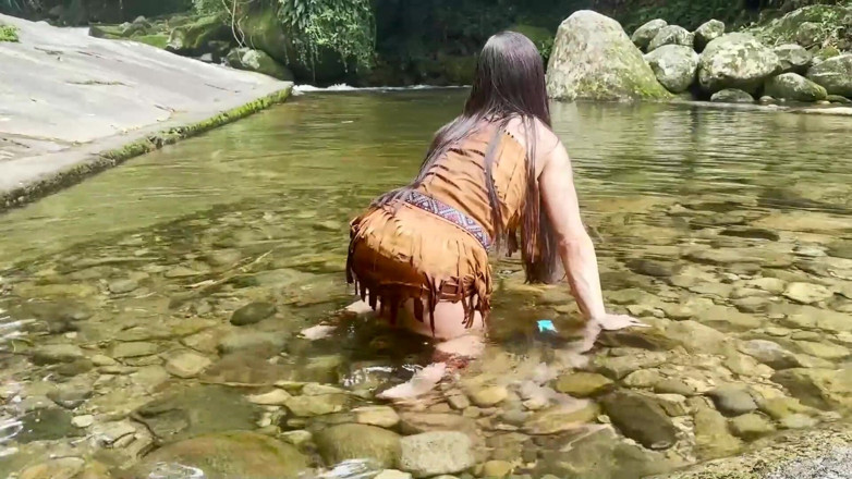 trekthealien: Wilder sex im wald endete mit einem starken abspritzen im...