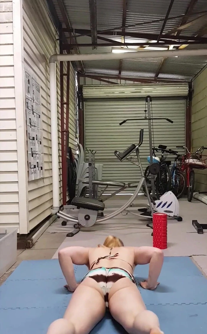 Michellexm: Bikiny kardio cvičení