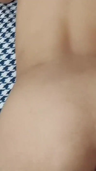 Výměna ručníků a více Mezi nevlastním bratrem a nevlastní sestrou. Španělské porno.