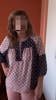 Enteado Me Mostra Seu Pau Duro E Me Pede Para Mostrar Meus Peitos Para Ele Gozar