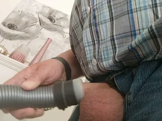 Karlchengeil: Horny While Doing Housework