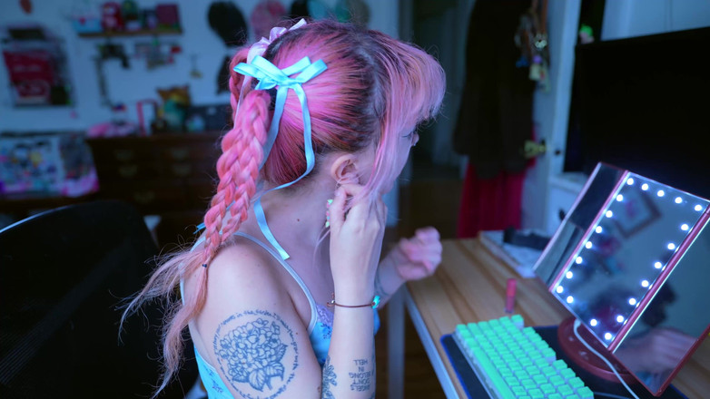 lilredvelvettt: Другой мужчина владеет твоей женой