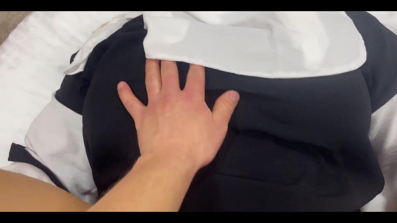 Lux Eva: Empregada árabe seduz cliente do hotel em quarto com sua buceta...