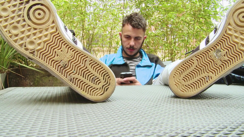 Macho Guys: These young twinks like to rimm, to suck and to...