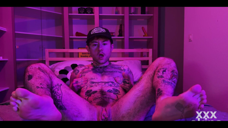 Xxx skips: Wil je met mijn tepels spelen?