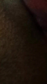 Ultra close-up poesje likken - accounter avonturen