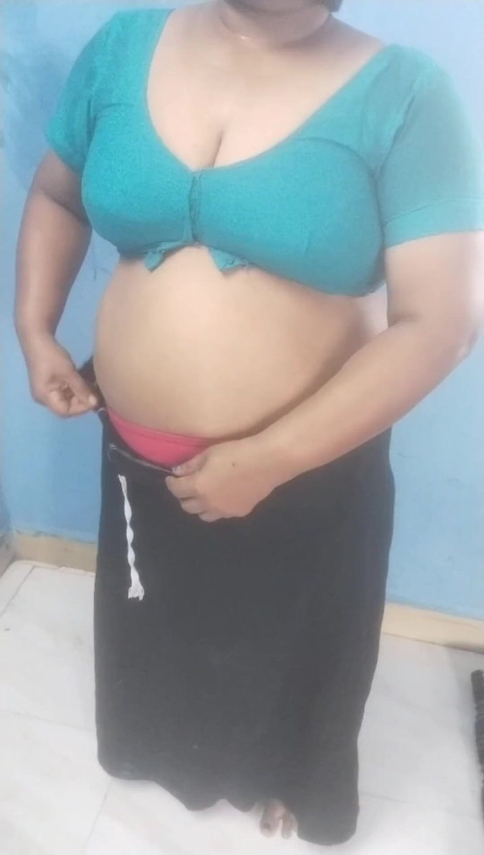 Tamil lesbian: Anni and I Hot Talking Sex