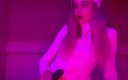 My bf cuckold: Сексуальная новогодняя девушка играет с вибратором, не обнаженная