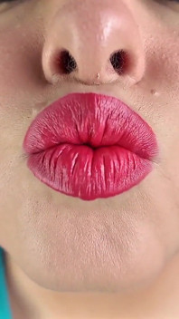 Making Your Step-stepsister Kiss You