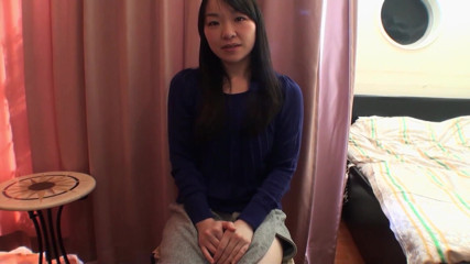Asian Mature Climax: Her pussy can't get enough of hitachi wand