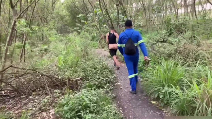 TheBlacKHunterr: İşçi parkın önünden geçti ve bir