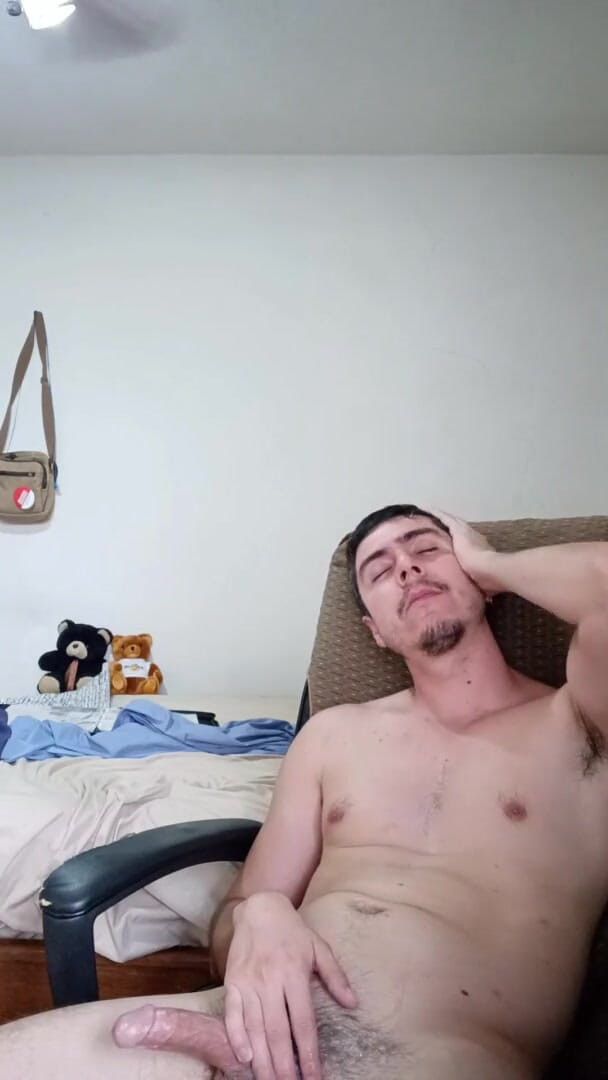 Tabasco Jake: Ordeño grueso y uso mi semen como lubricante