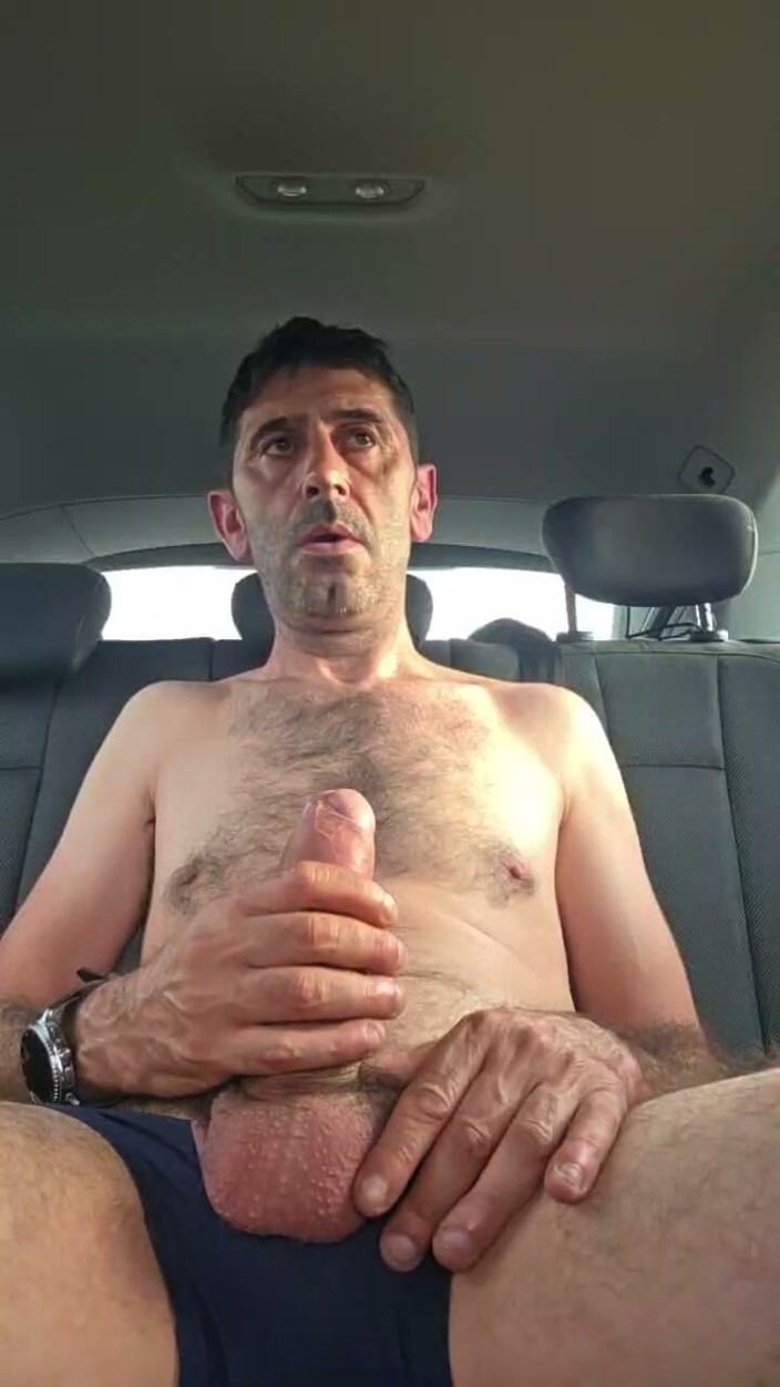 Crx2: Straight Guy Masturbates in the Car in Underpants