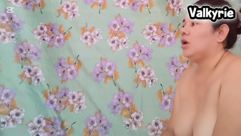 Valkyrie and Luigy Couple: Сосет вкусное