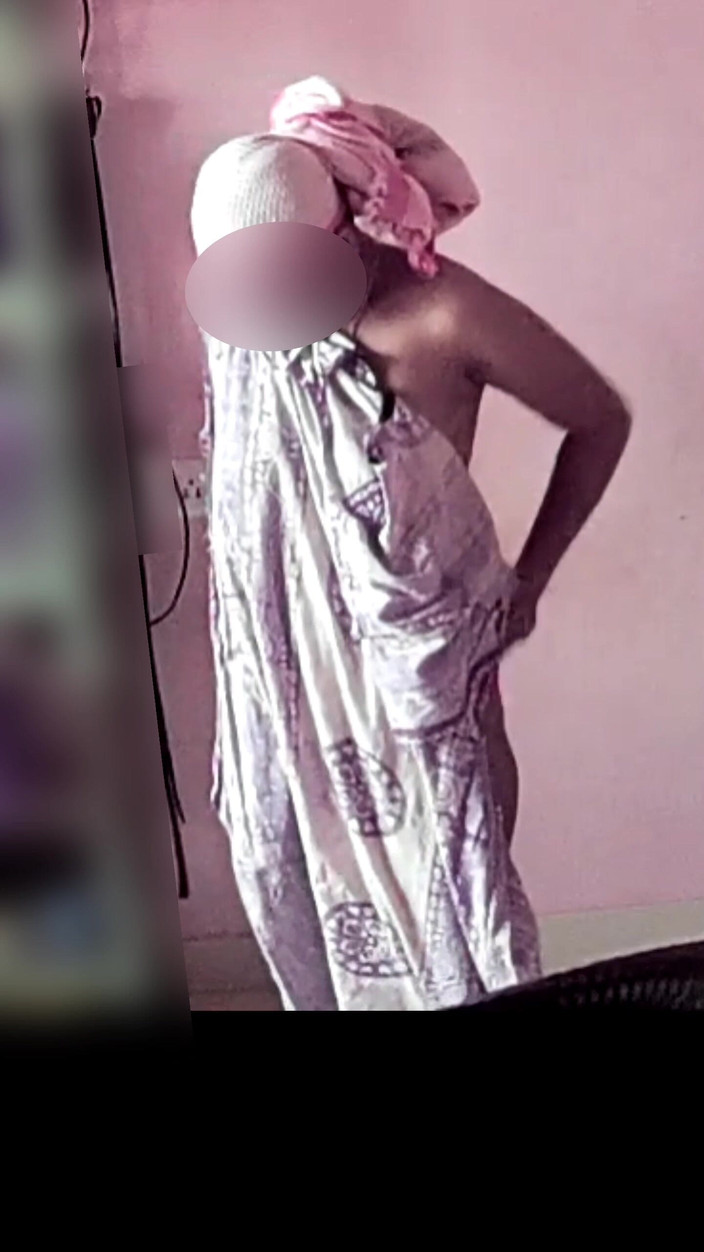 Black & white desicat: 德西出轨性感身体的家庭主妇用换衣服视频诱惑我