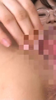 对于Sensuuri - 阴户和肛门仔细观看，而shiko shiko shiko。