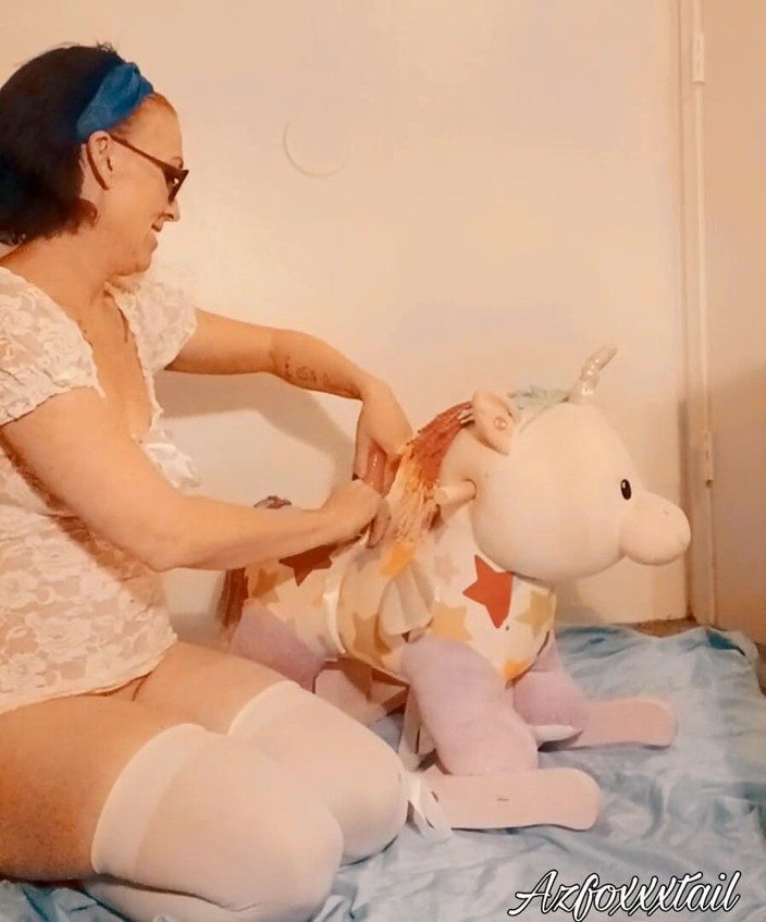 AzFoxxxTailPhelicia: yoonikorn asenbli 22-03-09