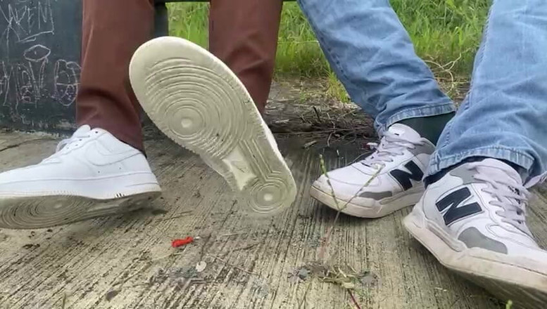 Mr Feet Colombia: Usciamo Dall'ufficio E Restiamo in Un Parco Perché I Nostri...