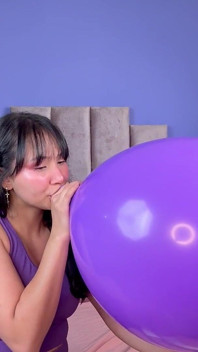 Mon cul vs une ballon géante