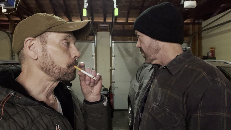 Tyler8: Hai să împărtășim un fum