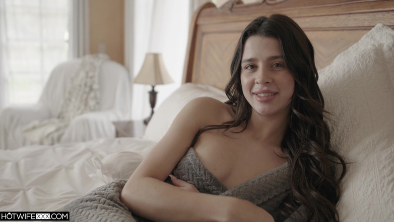 HotwifeXXX: In the room - with my hotwife - interviews