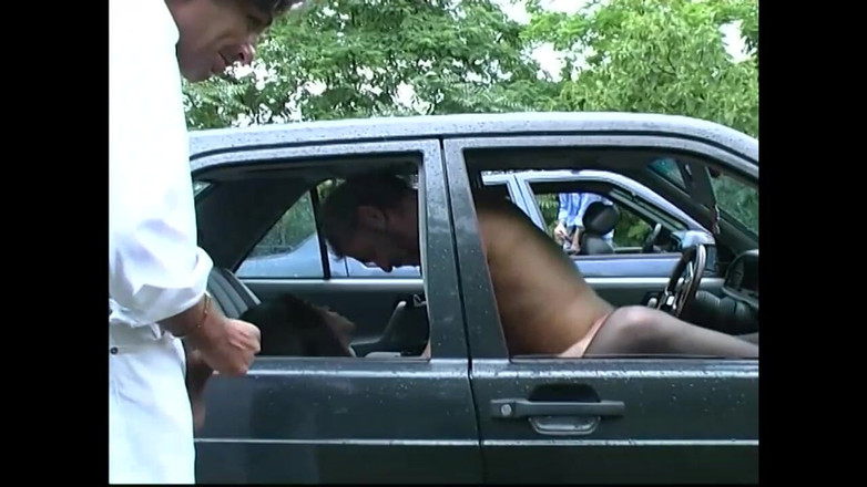 NASTY AMATEUR - Pornstar for a day: Повія на звичному місці