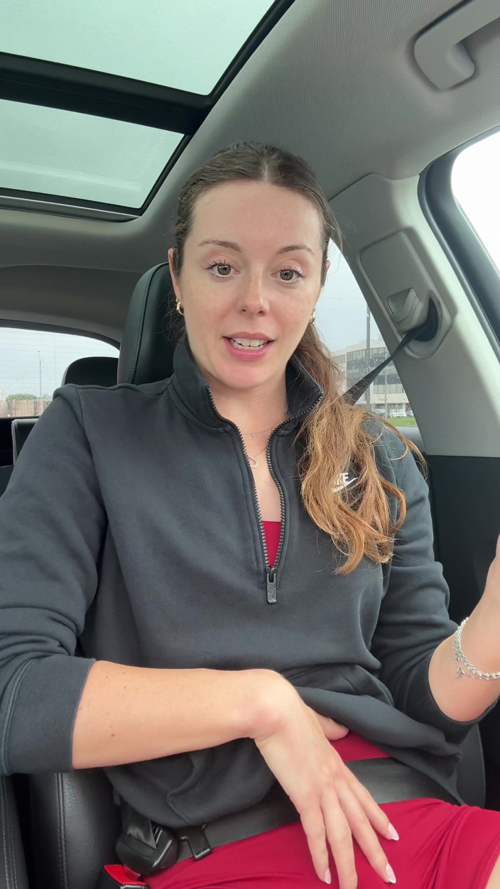 Nadia Foxx: Treningi mnie tak napalone! Chodź i zobacz!