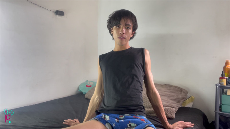 Isak pervert: 整理头发，结果到处都是精液