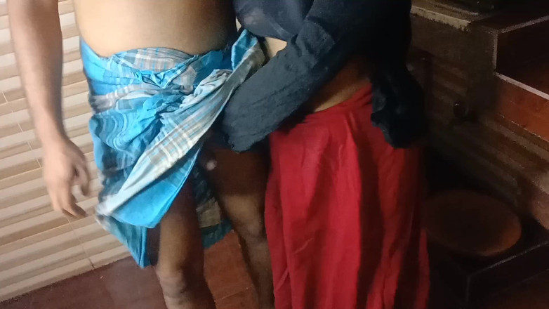 BanglaSexy24: नई बांग्लादेशी मेरी Lina भाभी लंड चुसाई और सेक्स