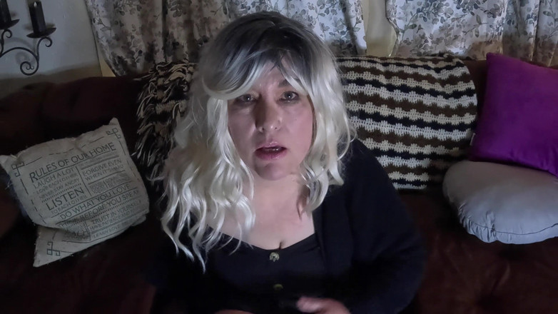 Homesteadmama: Step Momma Is Horny