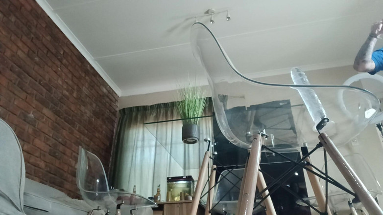 Mysticbabe8: Futai distractiv cu un vibrator în timp ce prietena mea mă...