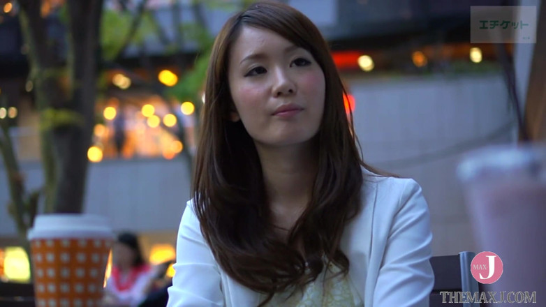 HotEntertainment: Undressing from an interview with a pretty girl.