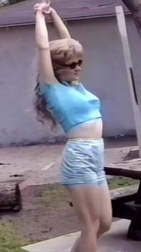 Cynthia, Amatrice À La Chatte Poilue Anale Des Années 90
