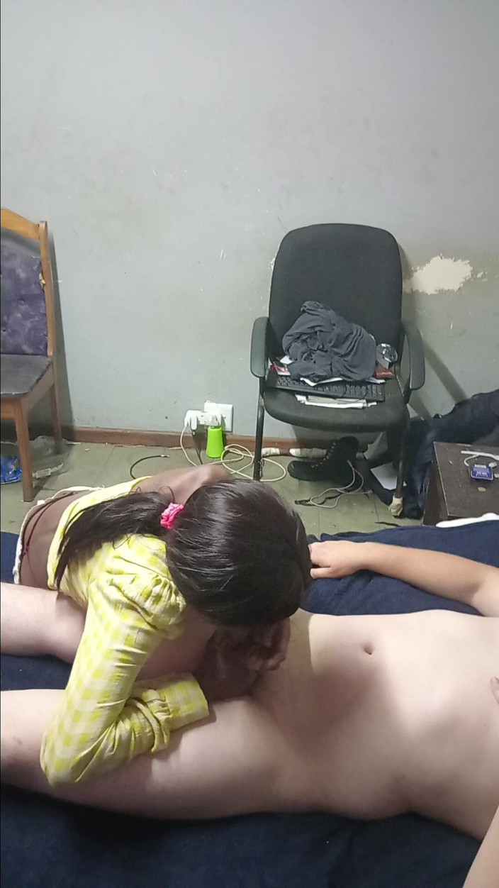 hothouse18xxx: Dobré pěkné kouření od domácí pracovnice