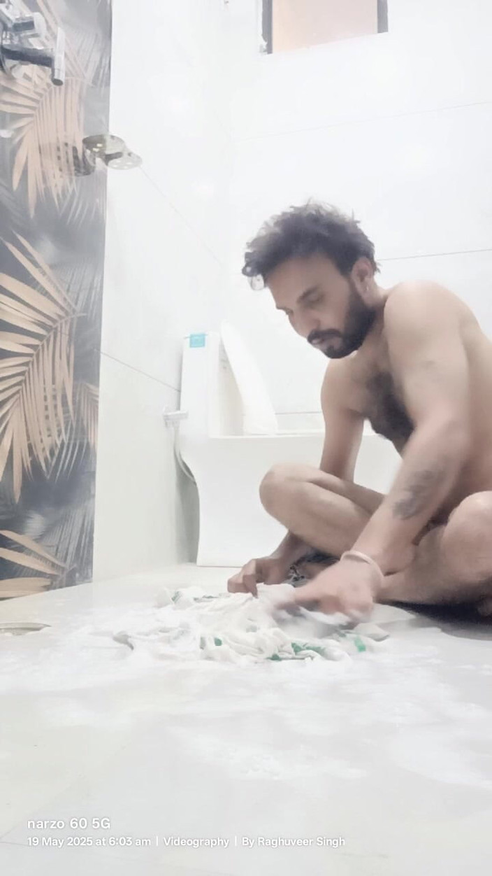 Rajasthani-old-lover: インドのホットなデシ・ヤングボーイ