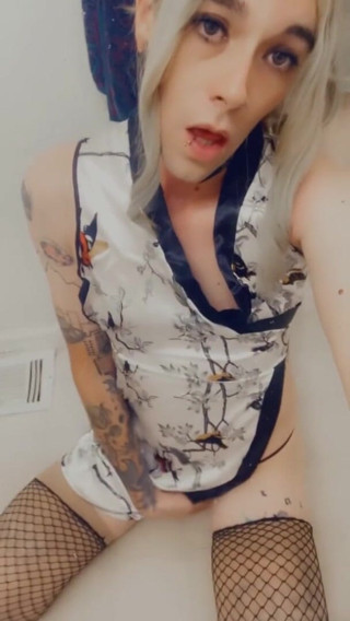 CarmenMelatonin: 着物の赤ん坊は遊びたい