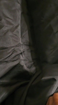 Primeiro tempo em primeiro plano em um gloryhole com seu domme: encorajamento bissexual conversa suja e roleplay