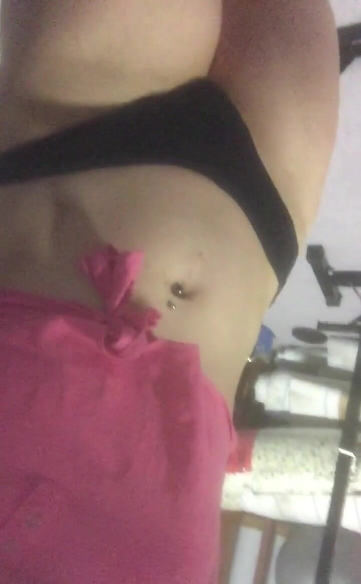 Michellexm: Mi dispiace e penso di mostrare accidentalmente la mia vaginа